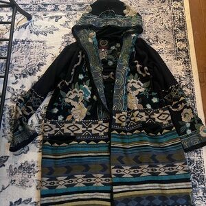 Like new Johnny Was duster cardigan. Size medium in navy blue.